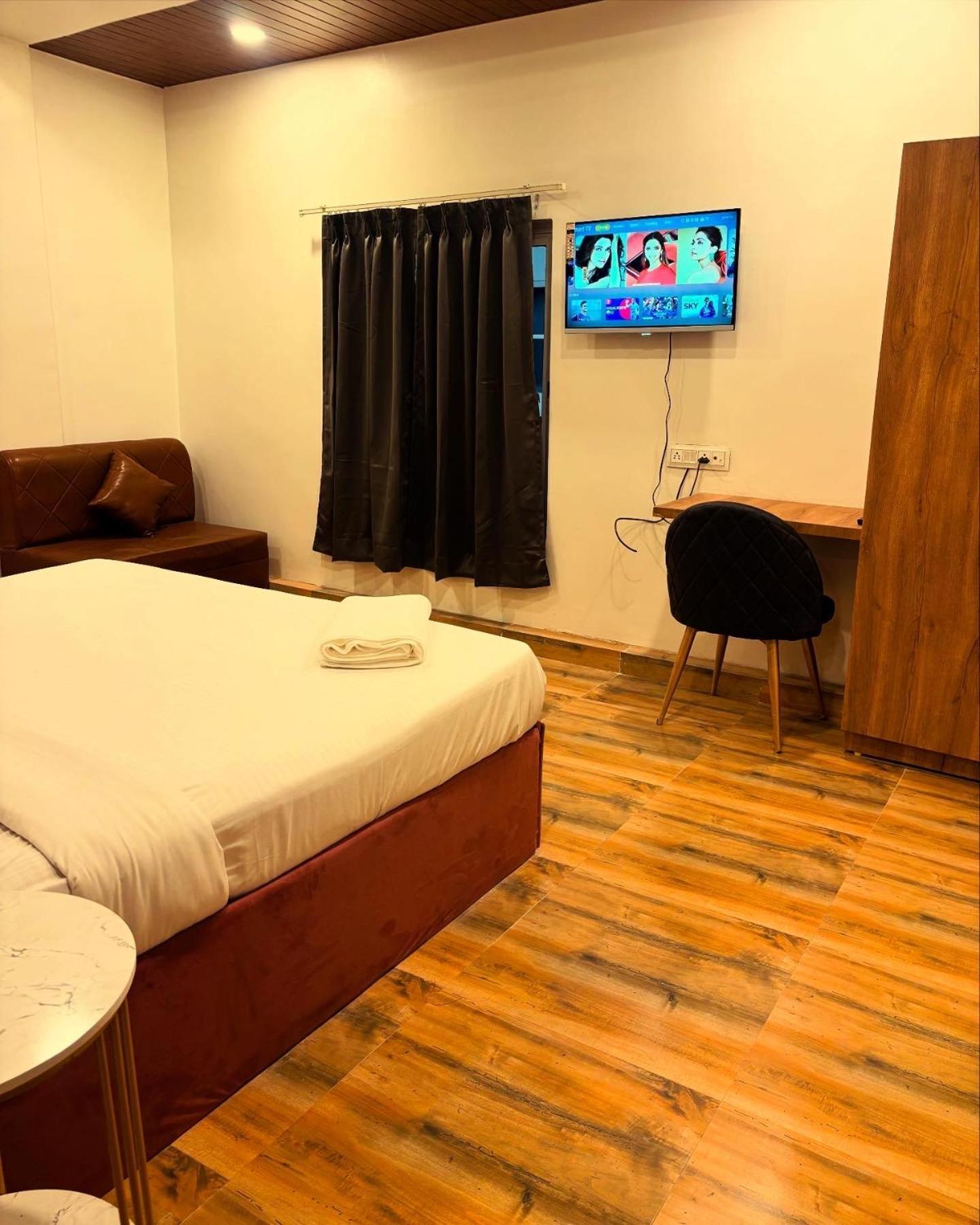 Hotel Vedicvista Индаур Экстерьер фото